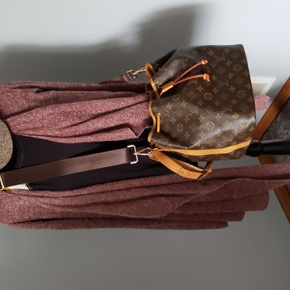 LOUIS VUITTON MONOGRAM NOE PETIT SHOULDER BAG - Picture 16 of 16